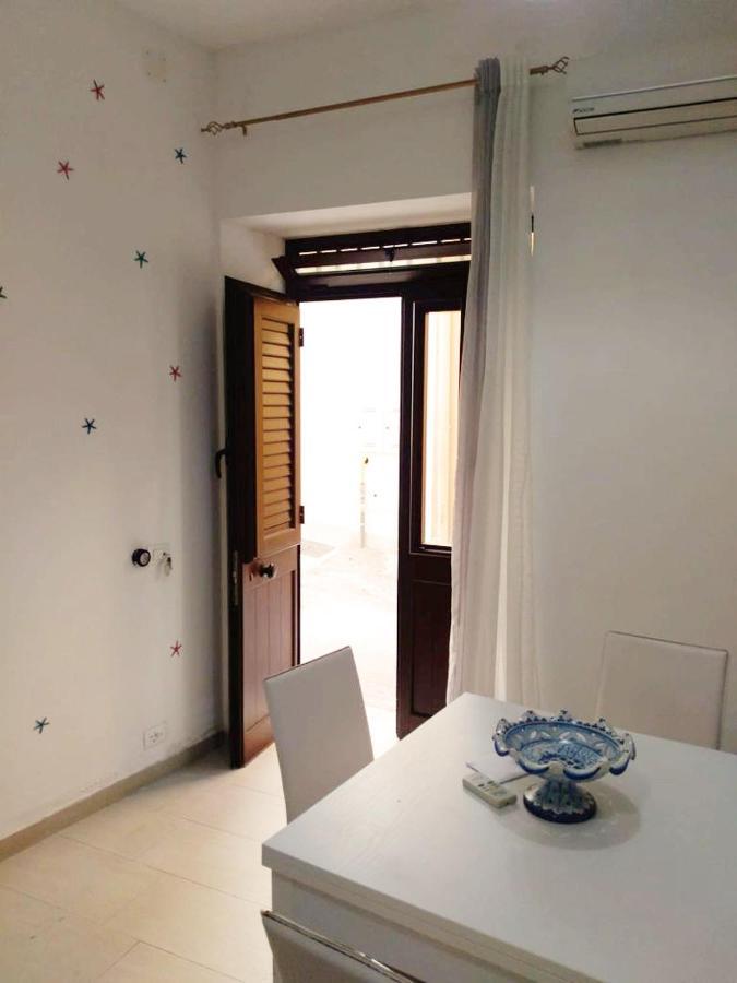 Casa Le Nereidi Apartment Castellammare del Golfo Bagian luar foto