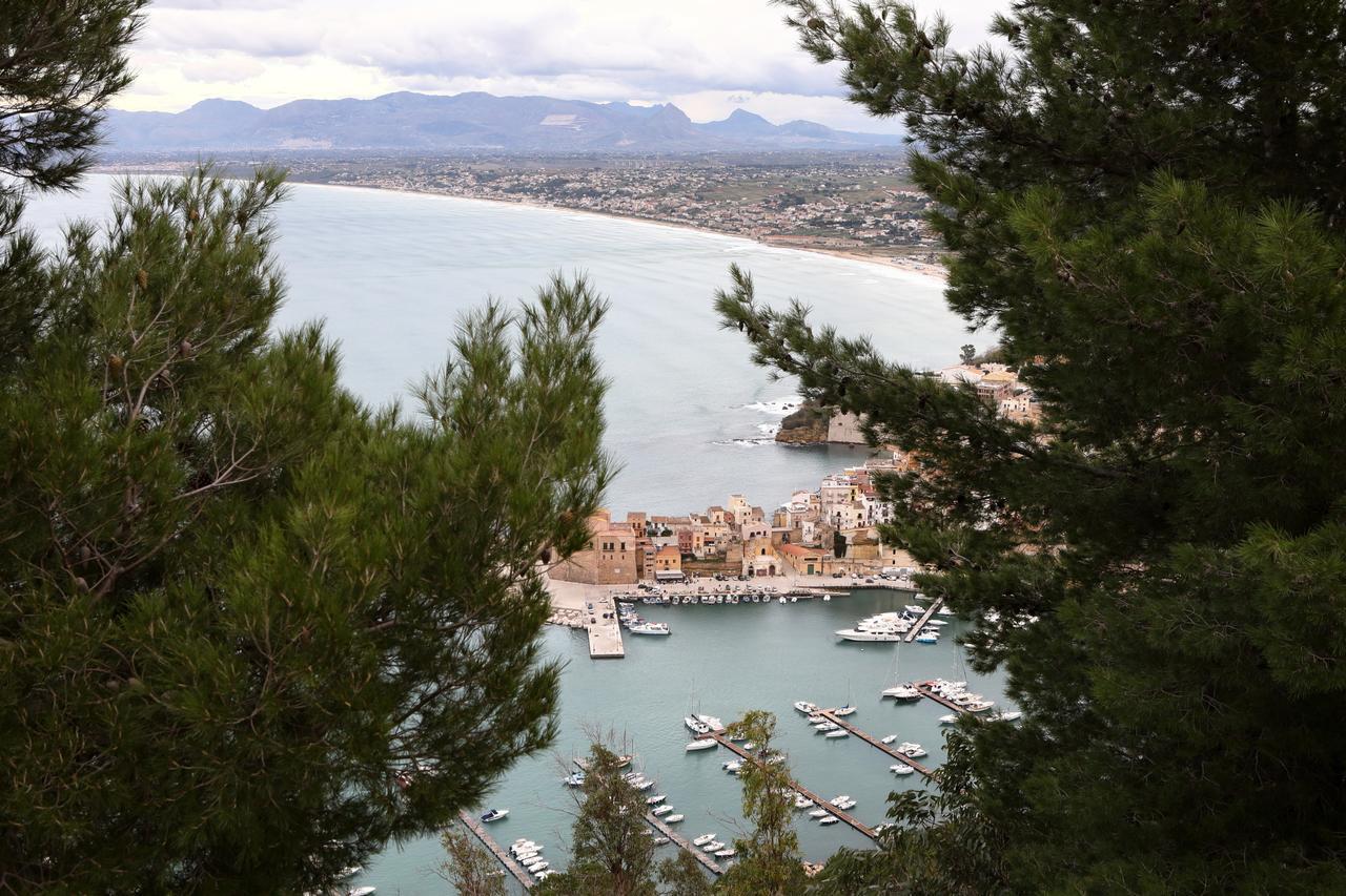 Casa Le Nereidi Apartment Castellammare del Golfo Bagian luar foto